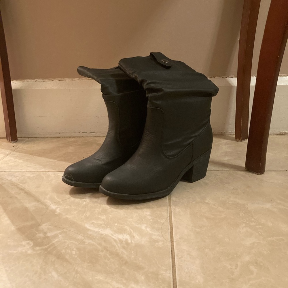 Boots - Picture 1 of 2